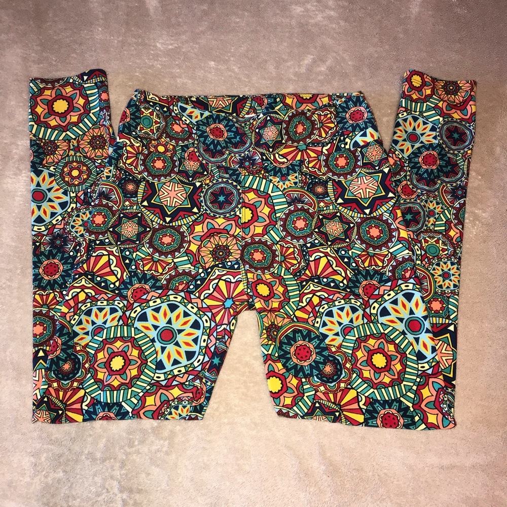 Lularoe kaleidoscope leggings
